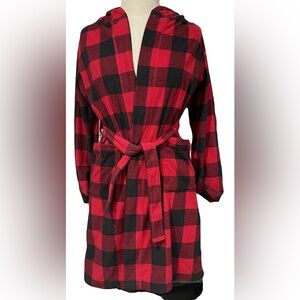 Lands End boys buffalo plaid fleece robe